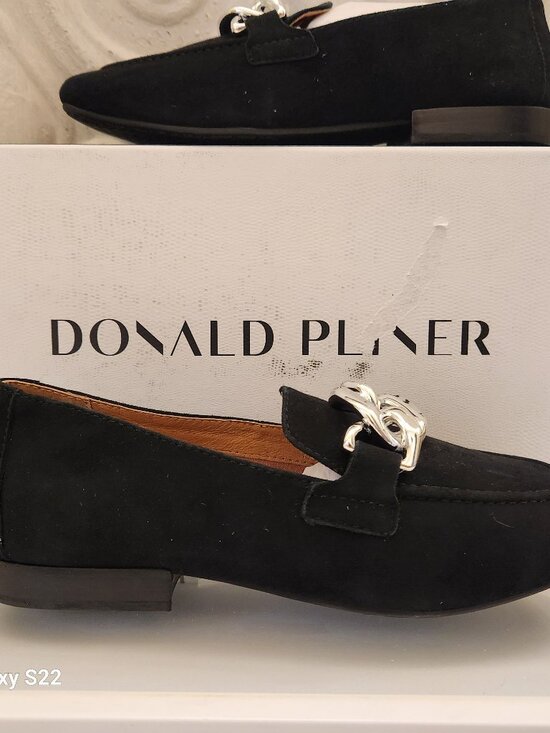Donald J. Pliner Shoes - Donald Pliner "Bristolks" black kid suede loafers. NIB. Size 7.5
